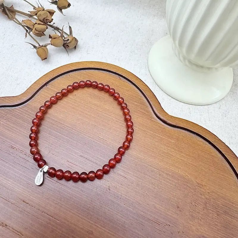 Carnelian Bracelet - Close-up|Touch Vintage