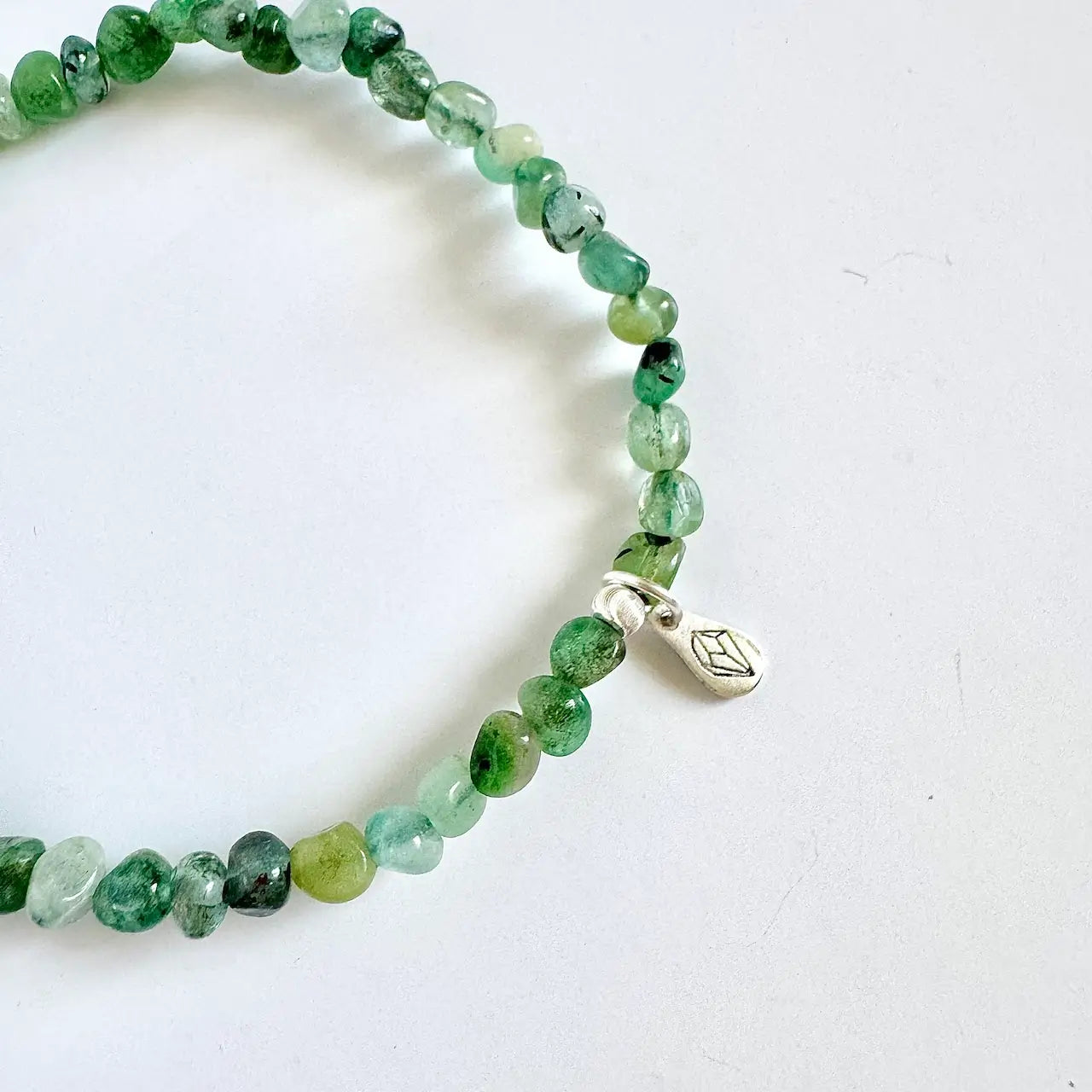 Emerald Green Bracelet - Closeup|Touch Vintage