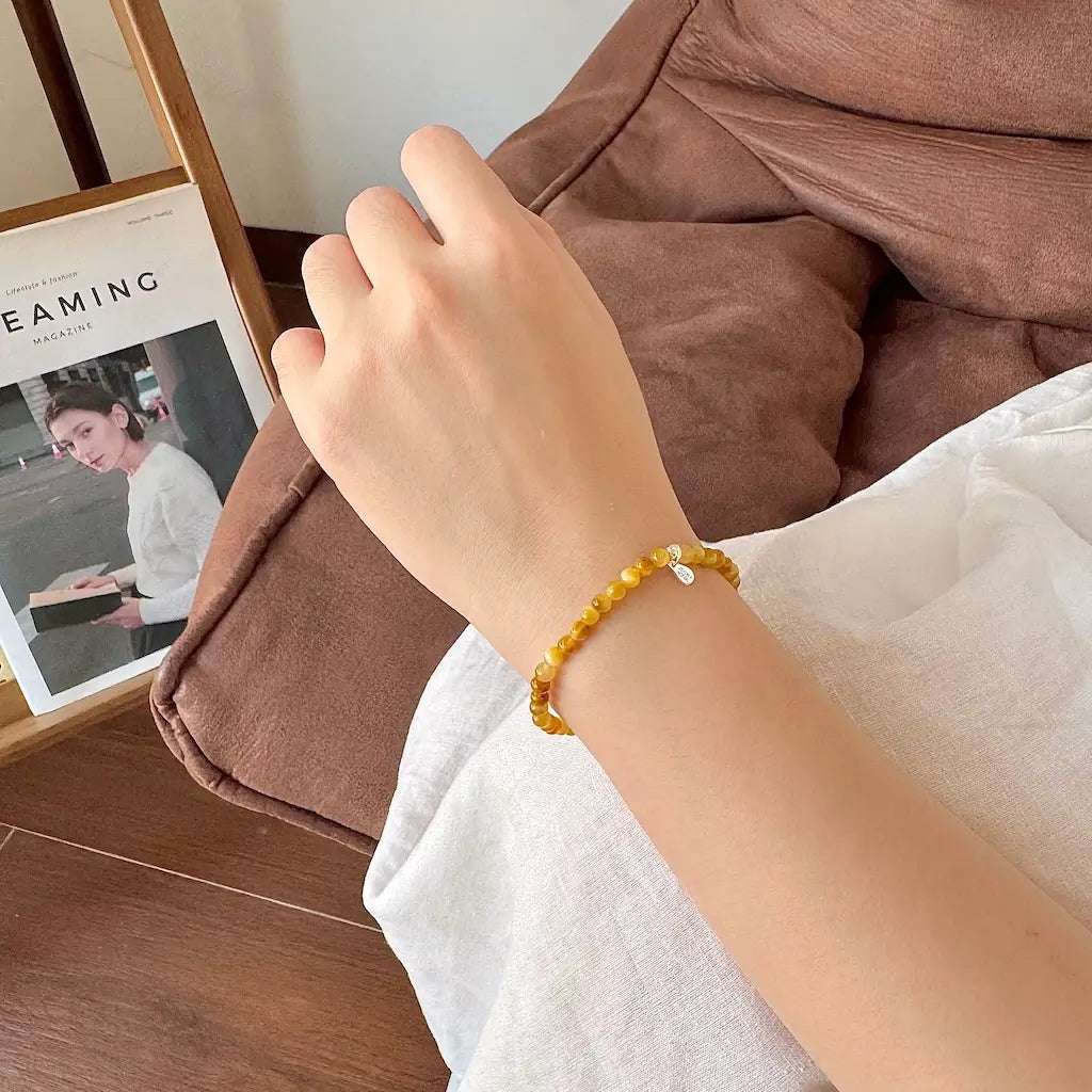 Golden Tiger Eye Bracelet - Worn On Wrist|Touch Vintage