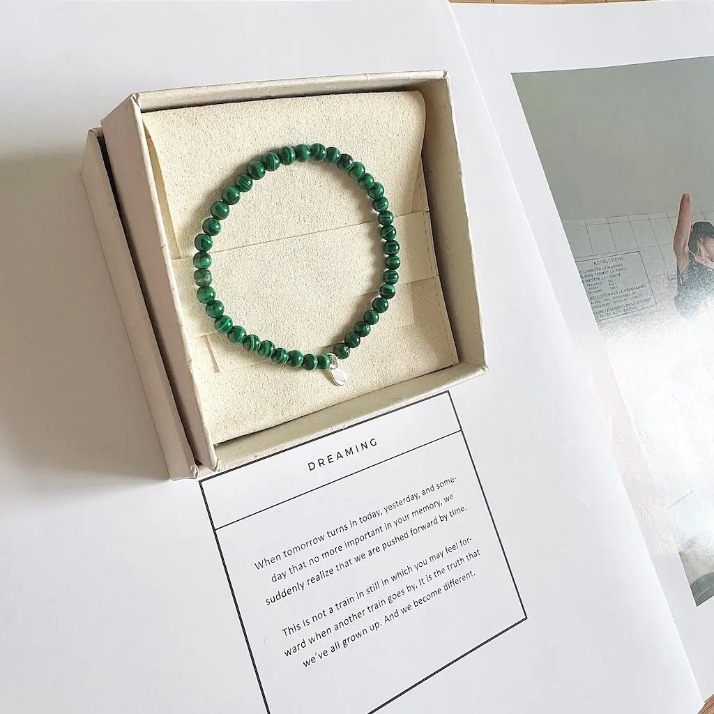 Green Malachite Bracelet - Gift Packaging|Touch Vintage