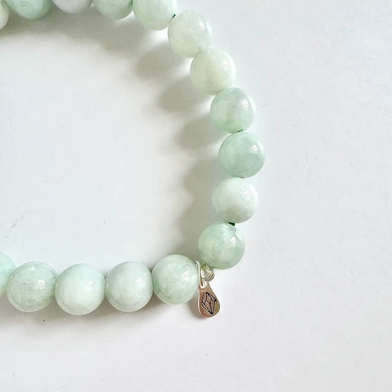 Jadeite Bead Bracelet 8mm - Side View | Touch Vintage