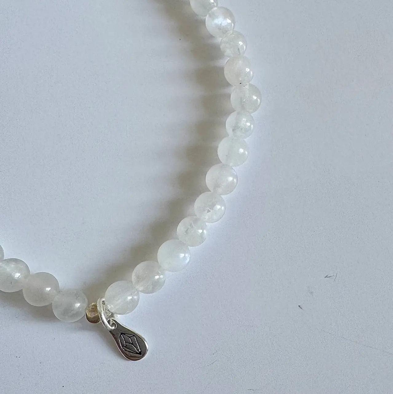 Moonstone Bracelet - Close-up|Touch Vintage