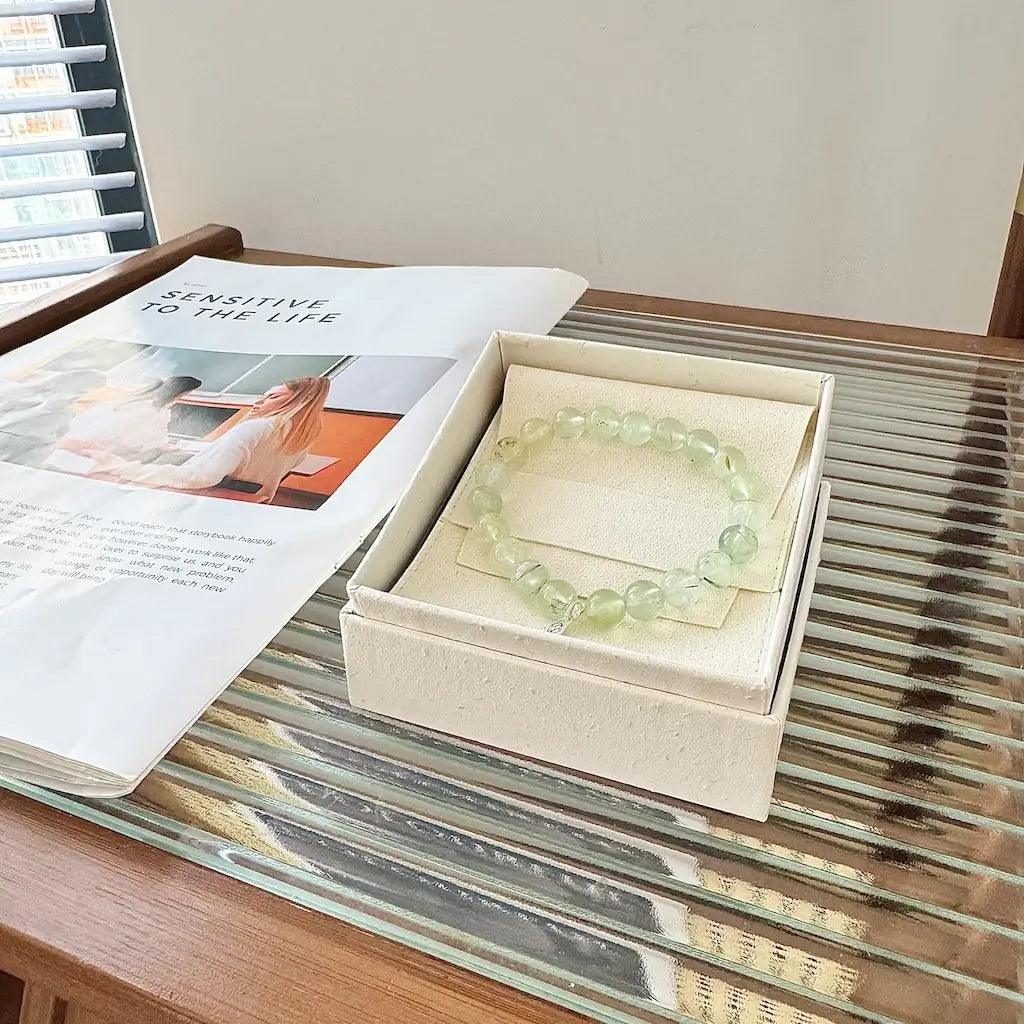 Prehnite Bracelet 8mm - Gift Packaging |Touch Vintage