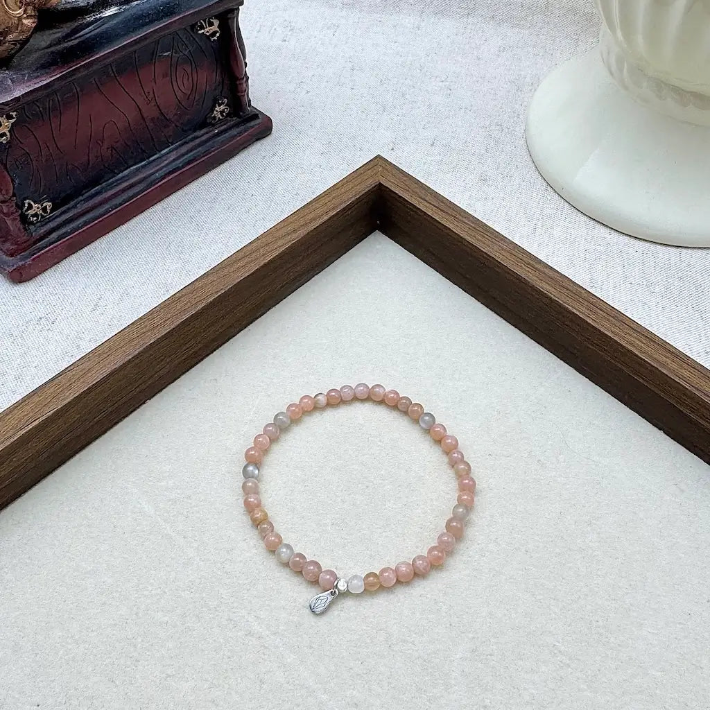 Rainbow Moonstone Bracelet - Crystal Jewelry | TouchVintage