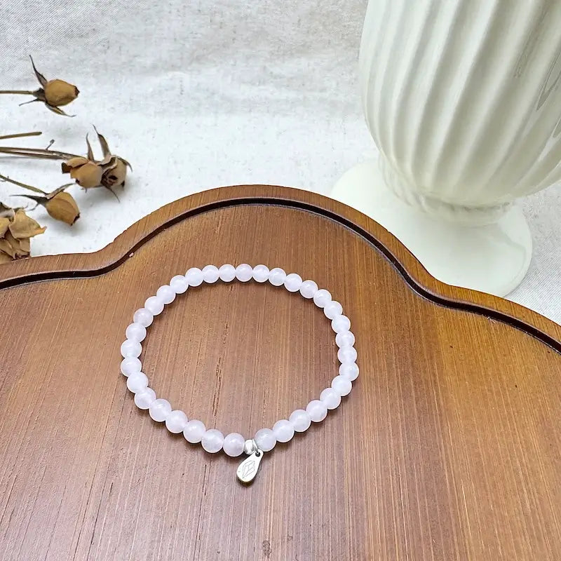 Rose Quartz Bracelet Close-up|Touch Vintage