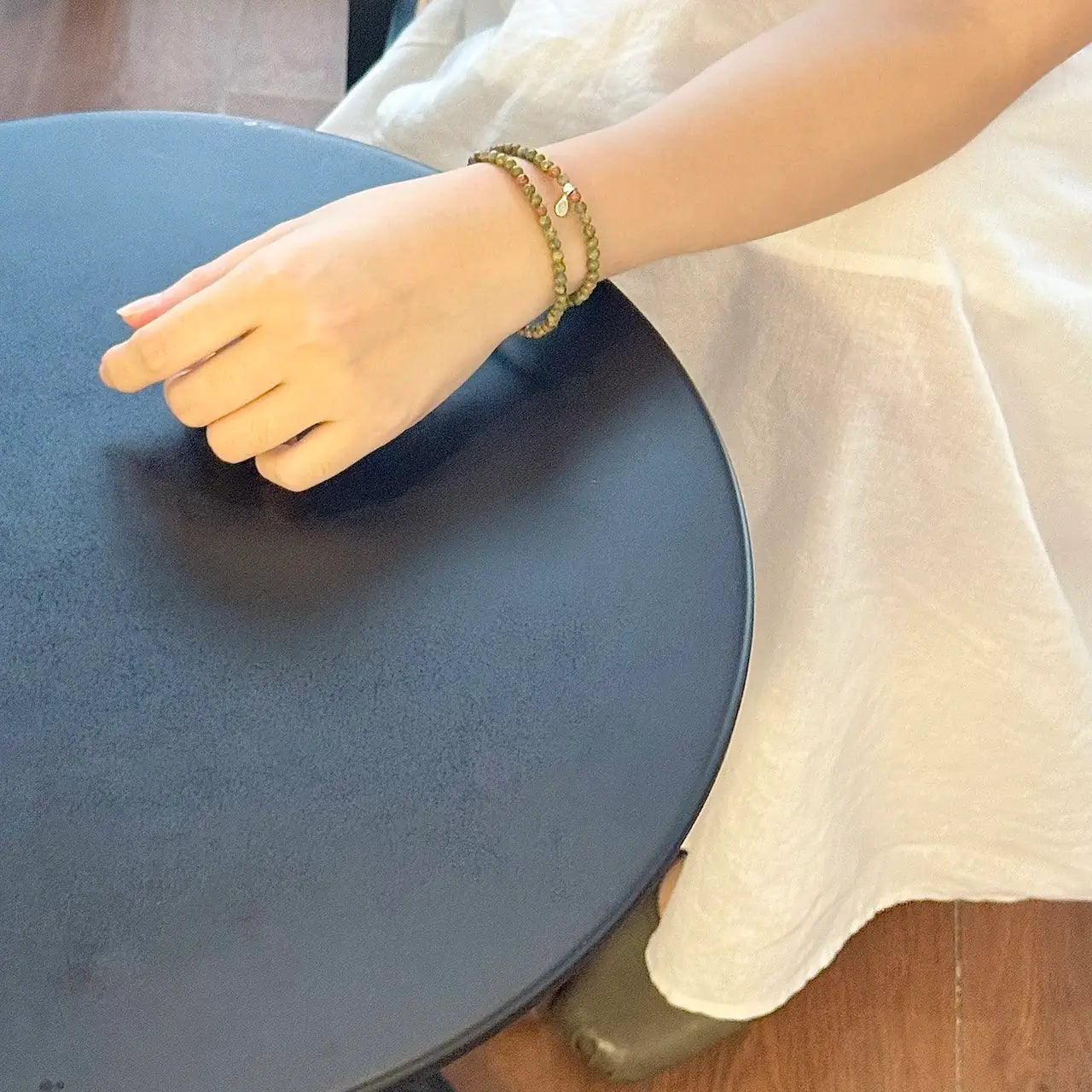 Unakite Bracelet - Life Style Wearing|Touch Vintage