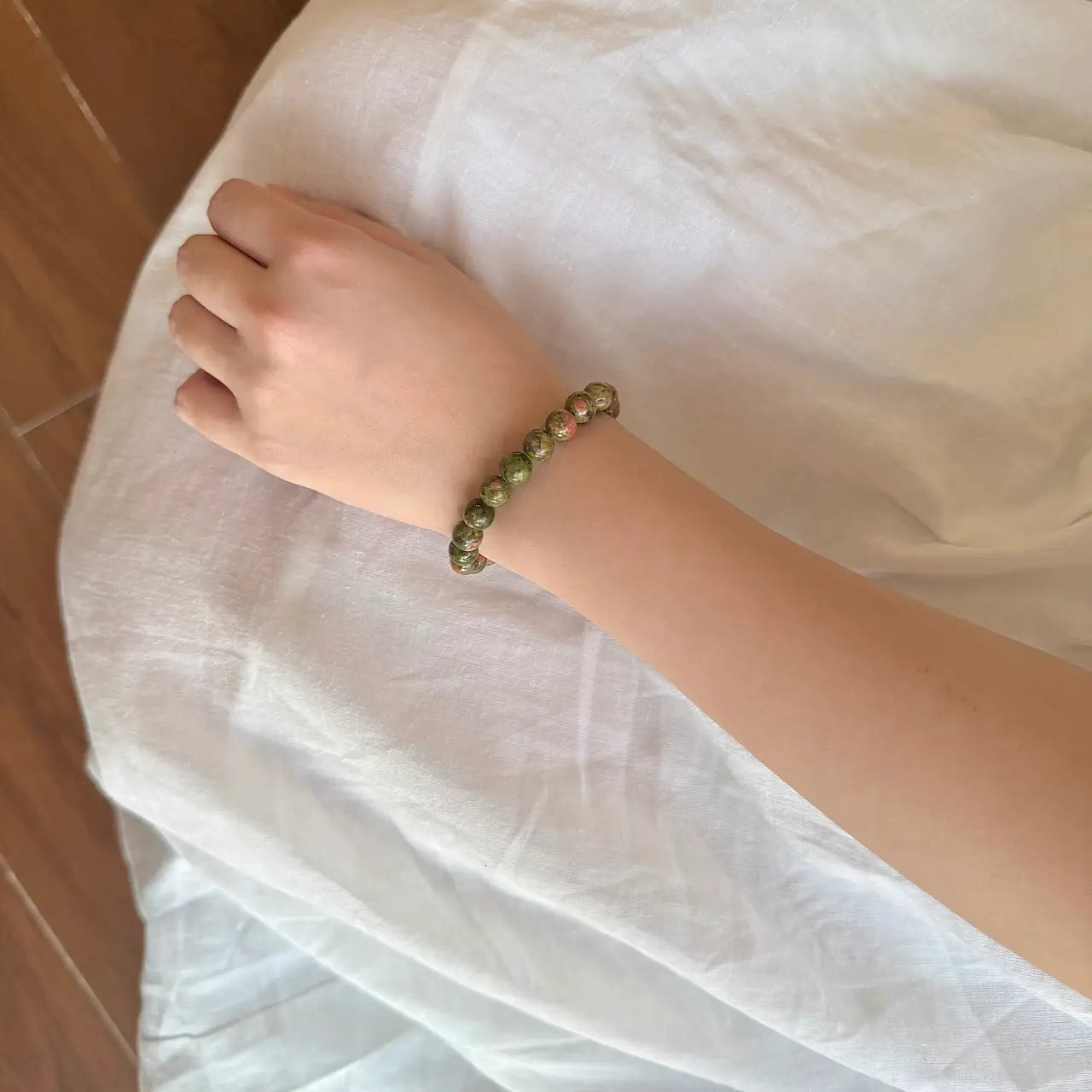 Unakite Stone Bracelet 8mm - Life Style Wearing|Touch Vintage