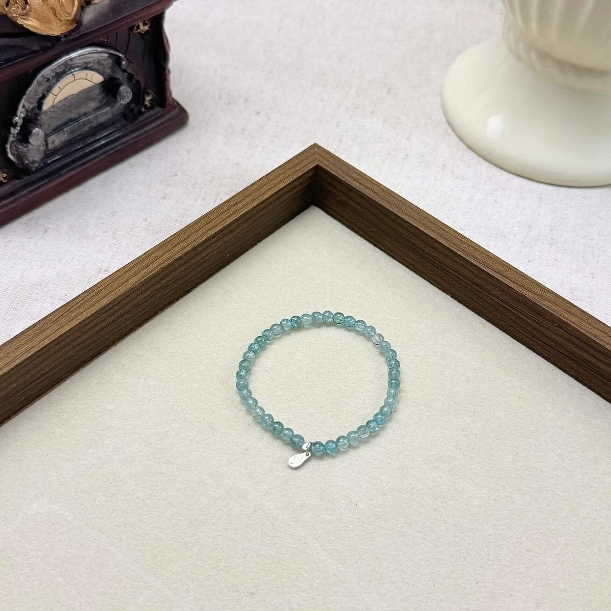 blue apatiite bracelet 4mm