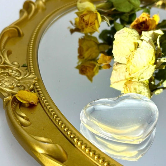 Clear Crystal Heart - Touch Vintage