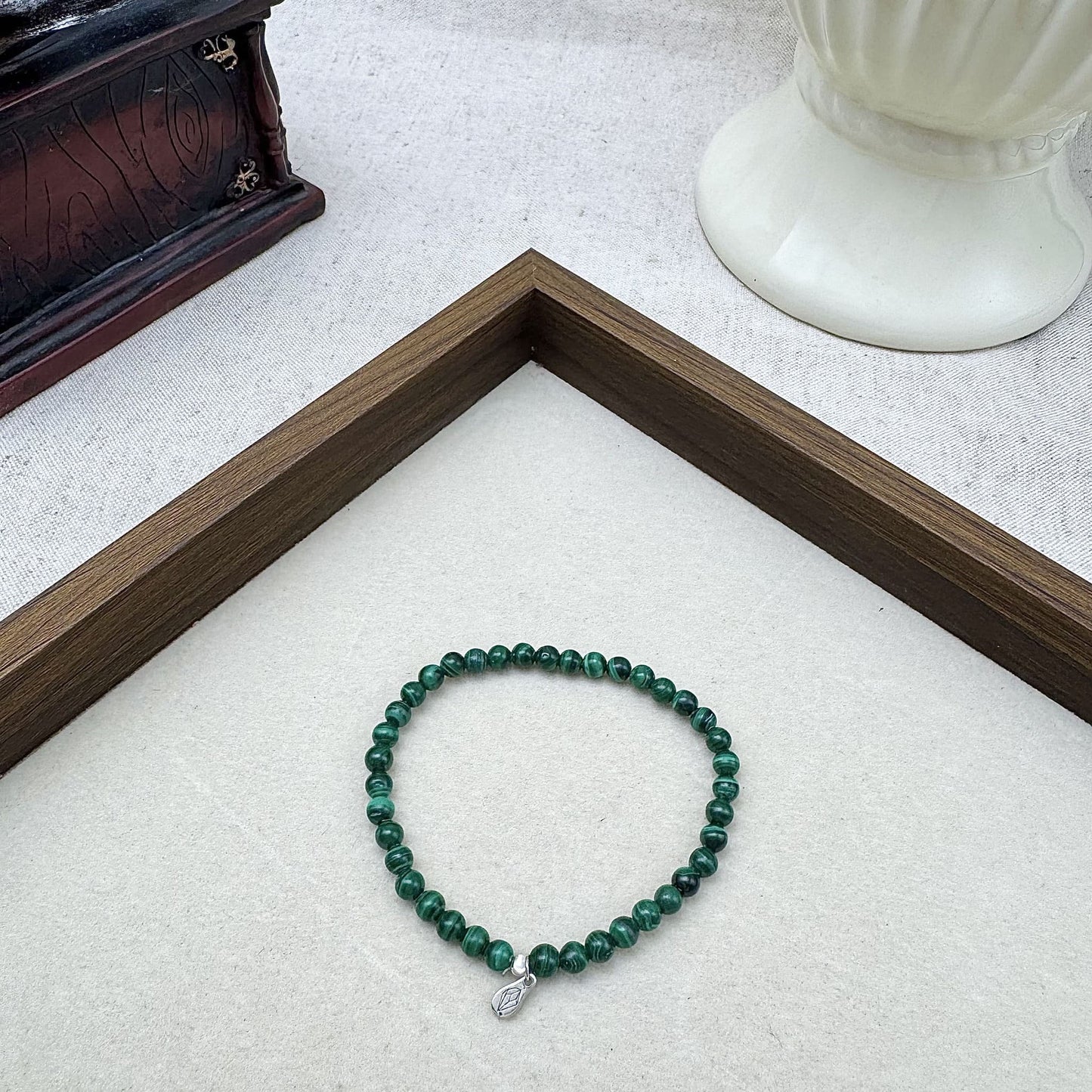 malachite bead bracelet