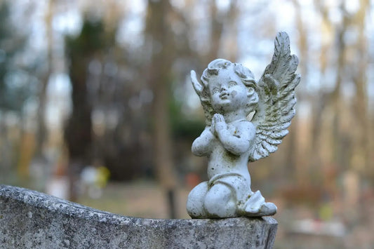 1818 Angel Number Meaning: Love, Career, Health & More 