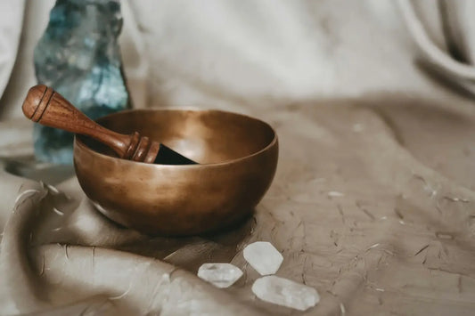 Labradorite Energy Protection & Aura Shielding Guide｜Touch Vintage