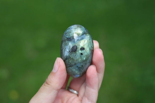 Labradorite Meaning