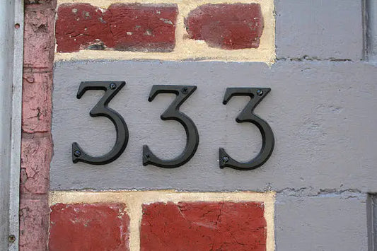 Seeing 333 When Thinking of Someone You Love｜Touch Vintage