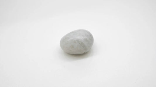 Moonstone for Love, Sensitivity & Emotional Safety
