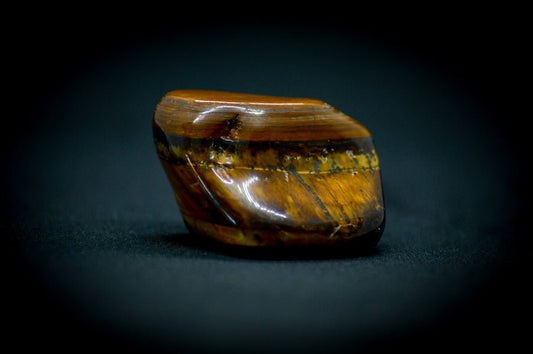Tiger’s Eye Meaning, Benefits & Properties