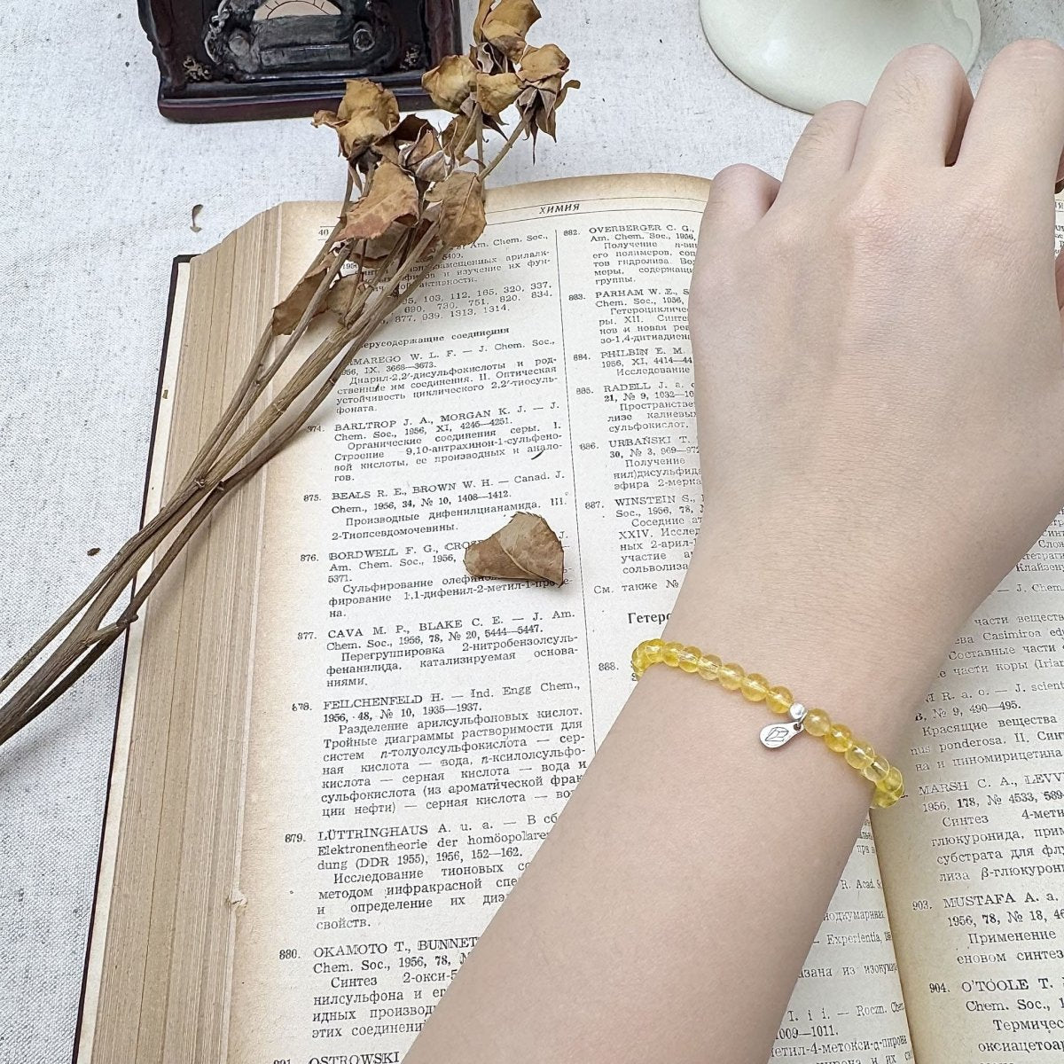 4mm citrine crystal bracelet on the hand