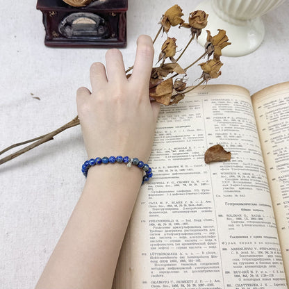 6mm lapis lazuli bracelet on the hand