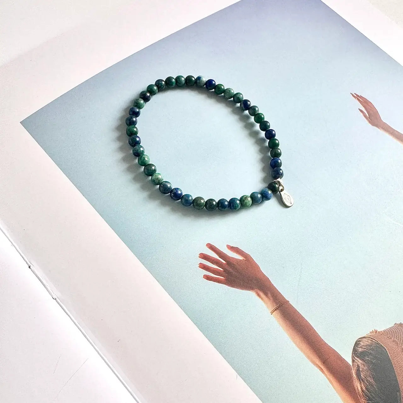 Azurite Crystal Bracelet - Side View｜Touch Vintage