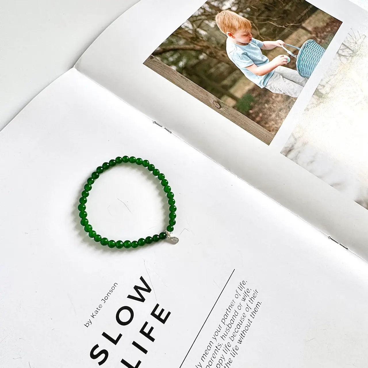 Dark Green Jade Bracelet - Side View｜Touch Vintage