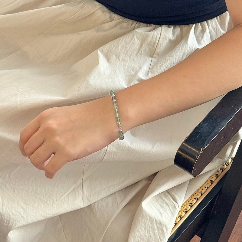 Fluorite Bracelet -  Lifestyle Wearing View｜Touch Vintage