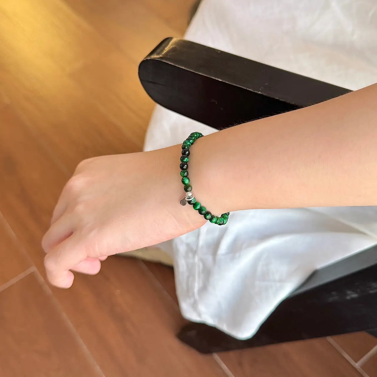 Green Tiger Eye Bracelet 4mm - Worn On Wrist｜Touch Vintage