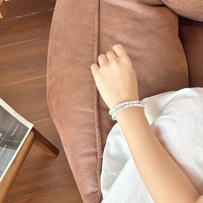 Howlite Crystal Bracelet - Worn On Wrist｜Touch Vintage