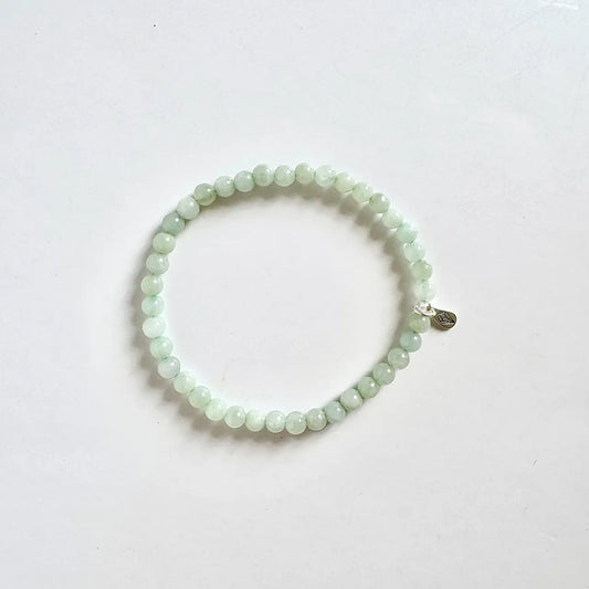 Jadeite Bead Bracelet - Front View｜Touch Vintage