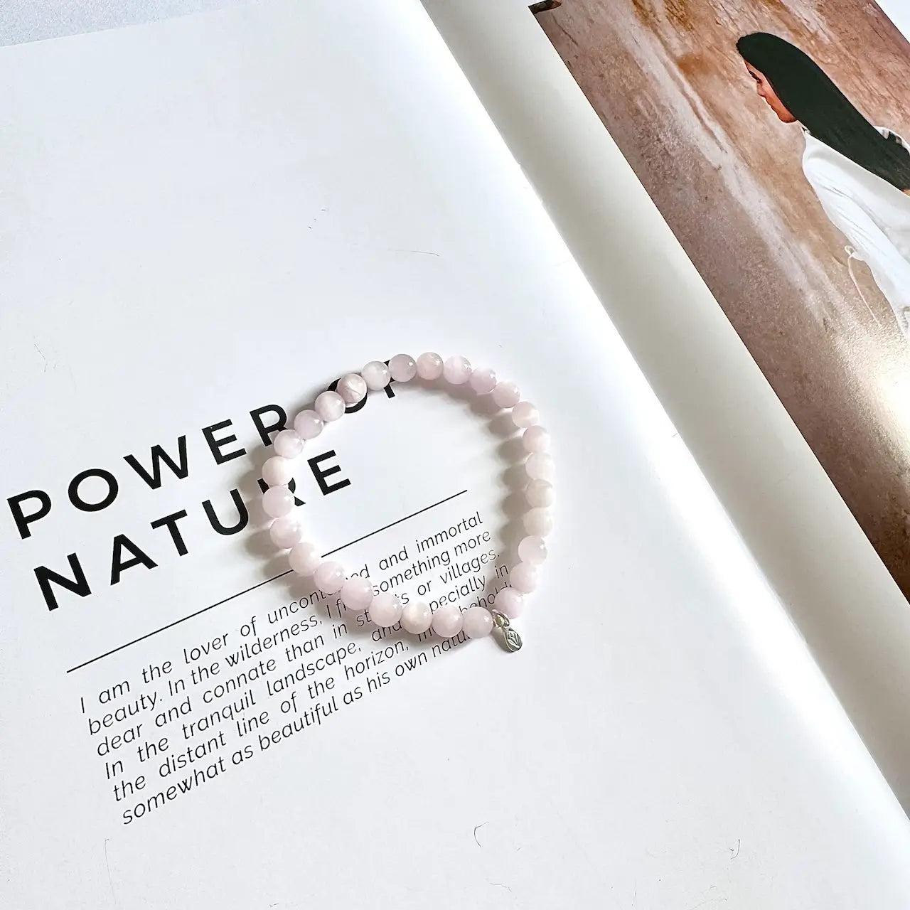 Kunzite Bracelet 6mm - Side View｜Touch Vintage