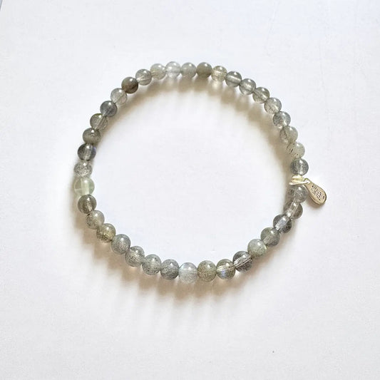 Labradorite Bracelet - Front View｜Touch Vintage