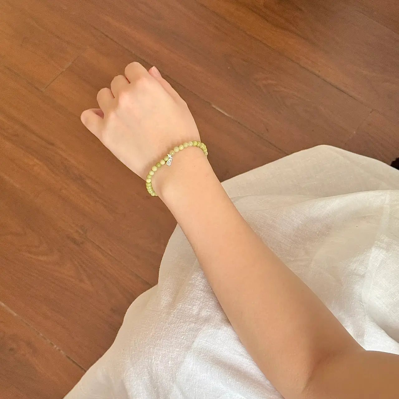Macha Alashan Agate Bracelet - Worn On Wrist｜Touch Vintage