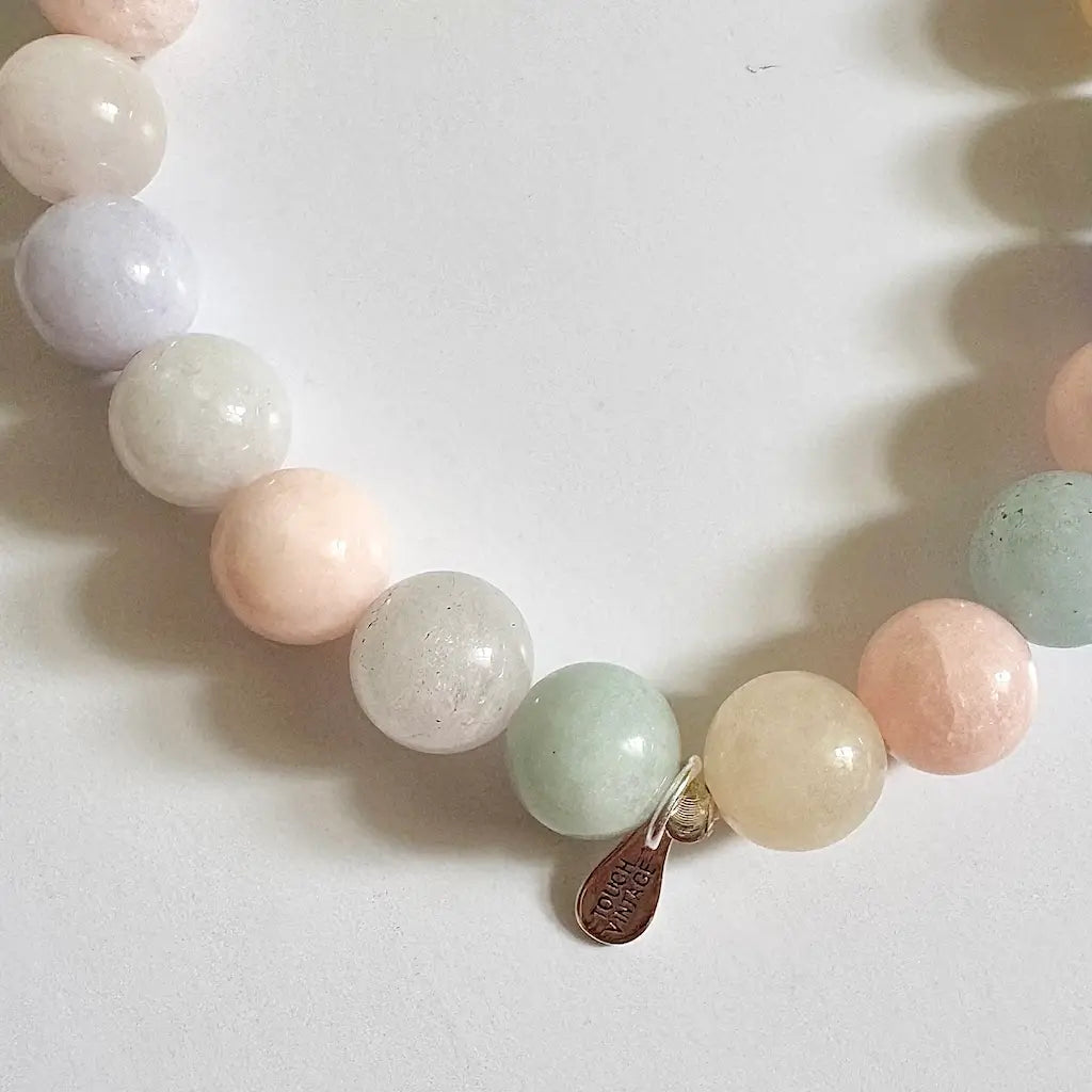 Morganite Crystal Bracelet 8mm - Detail｜Touch Vintage