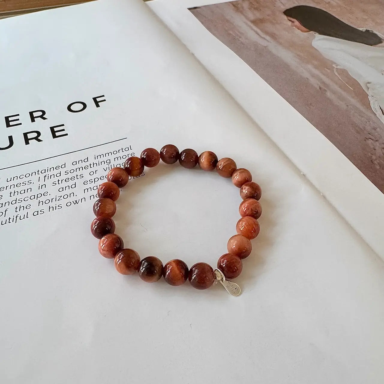 Red Tiger Eye Bracelet 8mm - Side View｜Touch Vintage
