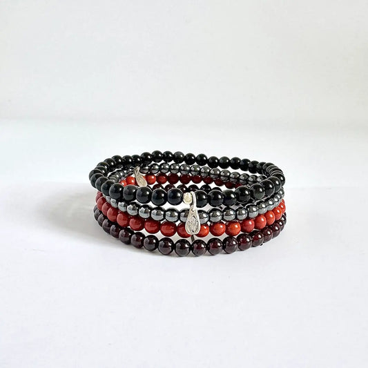 Root Chakra Bracelet - Front View｜Touch Vintage