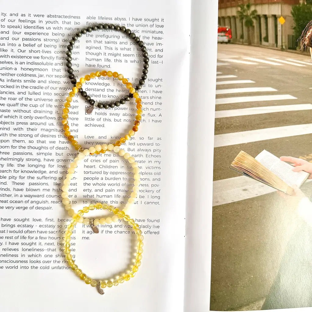 Solar Plexus Bracelet - Front View｜Touch Vintage