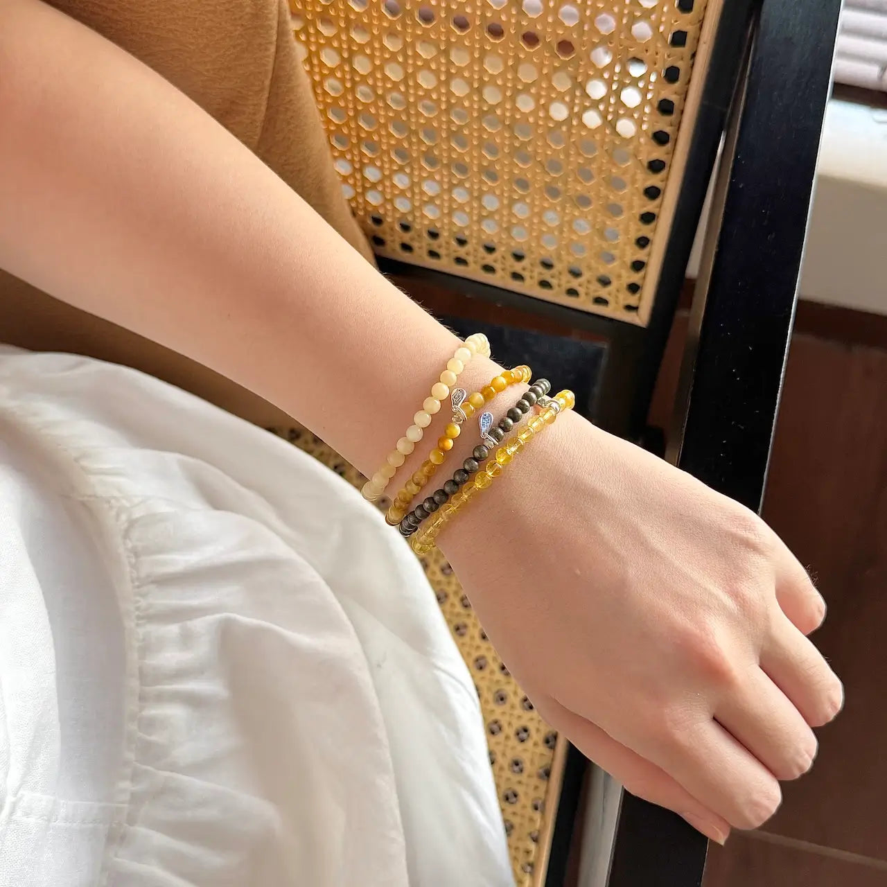 Solar Plexus Chakra Bracelet - Life Style Wearing ｜Touch Vintage
