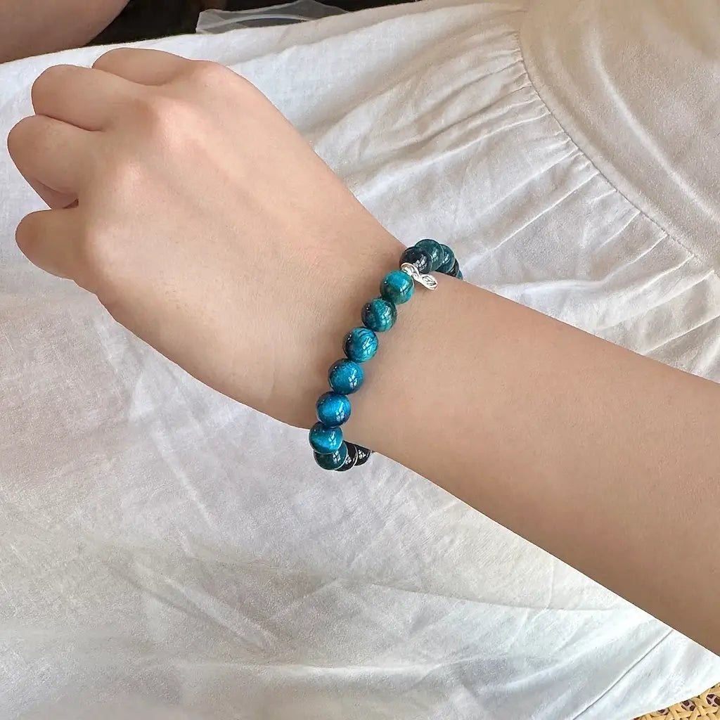Tiger Eye Blue Bracelet 8mm - Worn On Wrist｜Touch Vintage