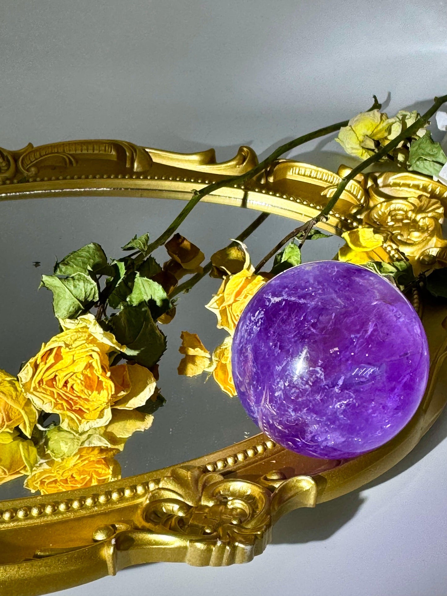 Amethyst Sphere - Touch Vintage 