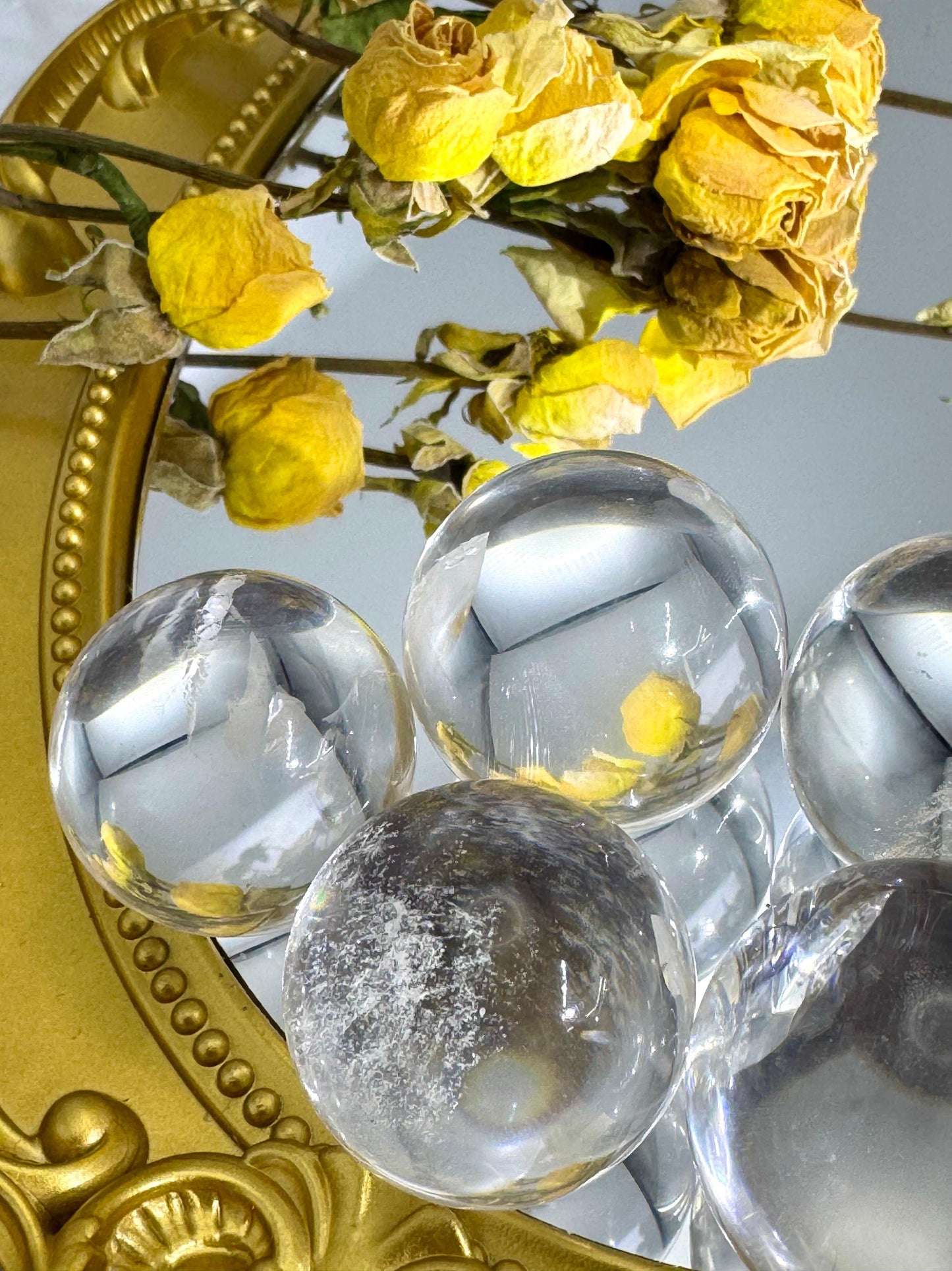 Clear Crystal Sphere - Touch Vintage 