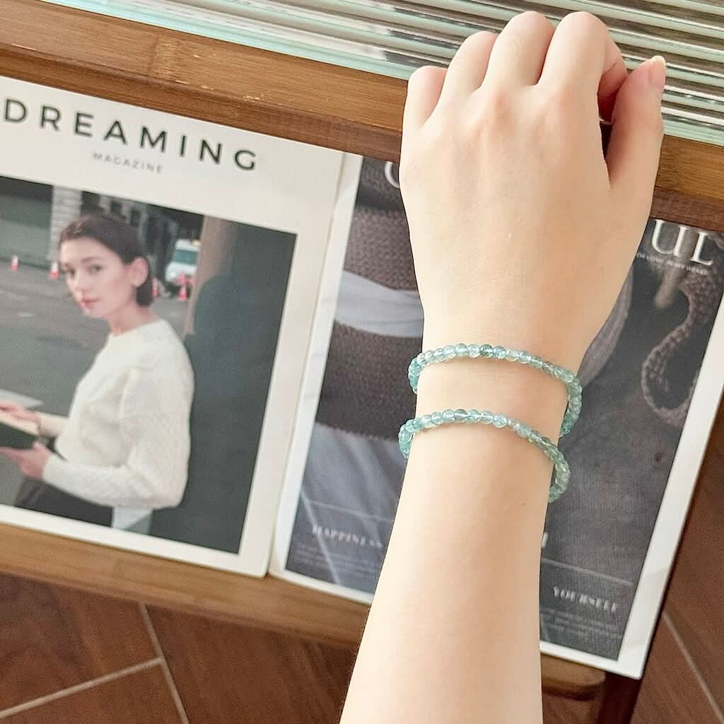 blue_apatite bracelet 4mm