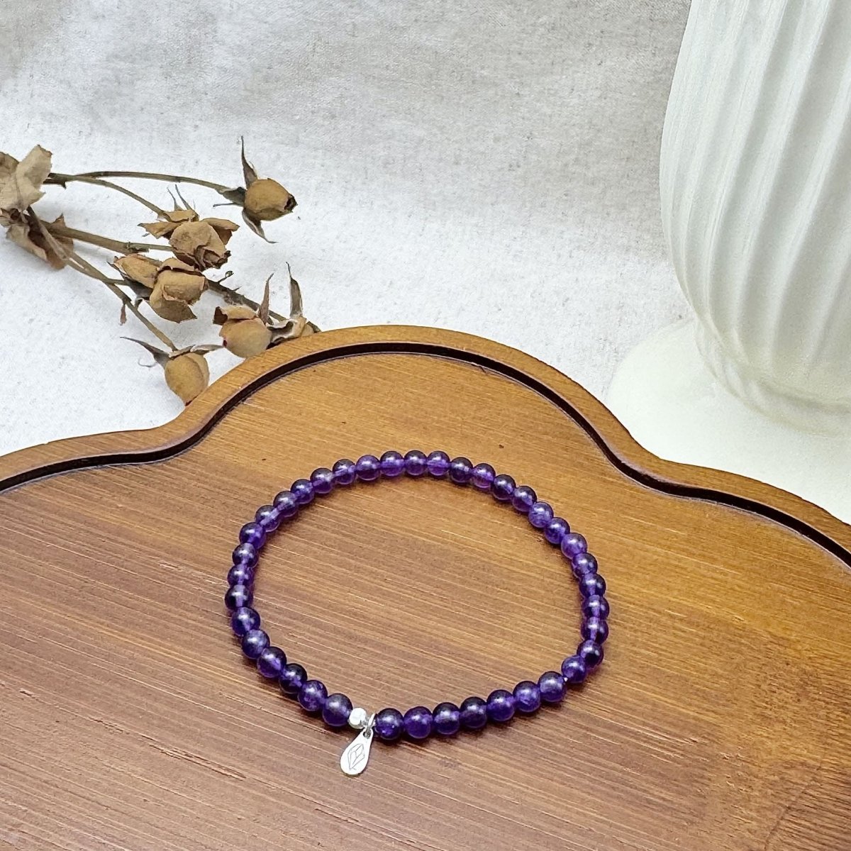 bracelet with amethyst