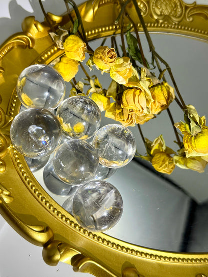 Clear Crystal Sphere - Touch Vintage 